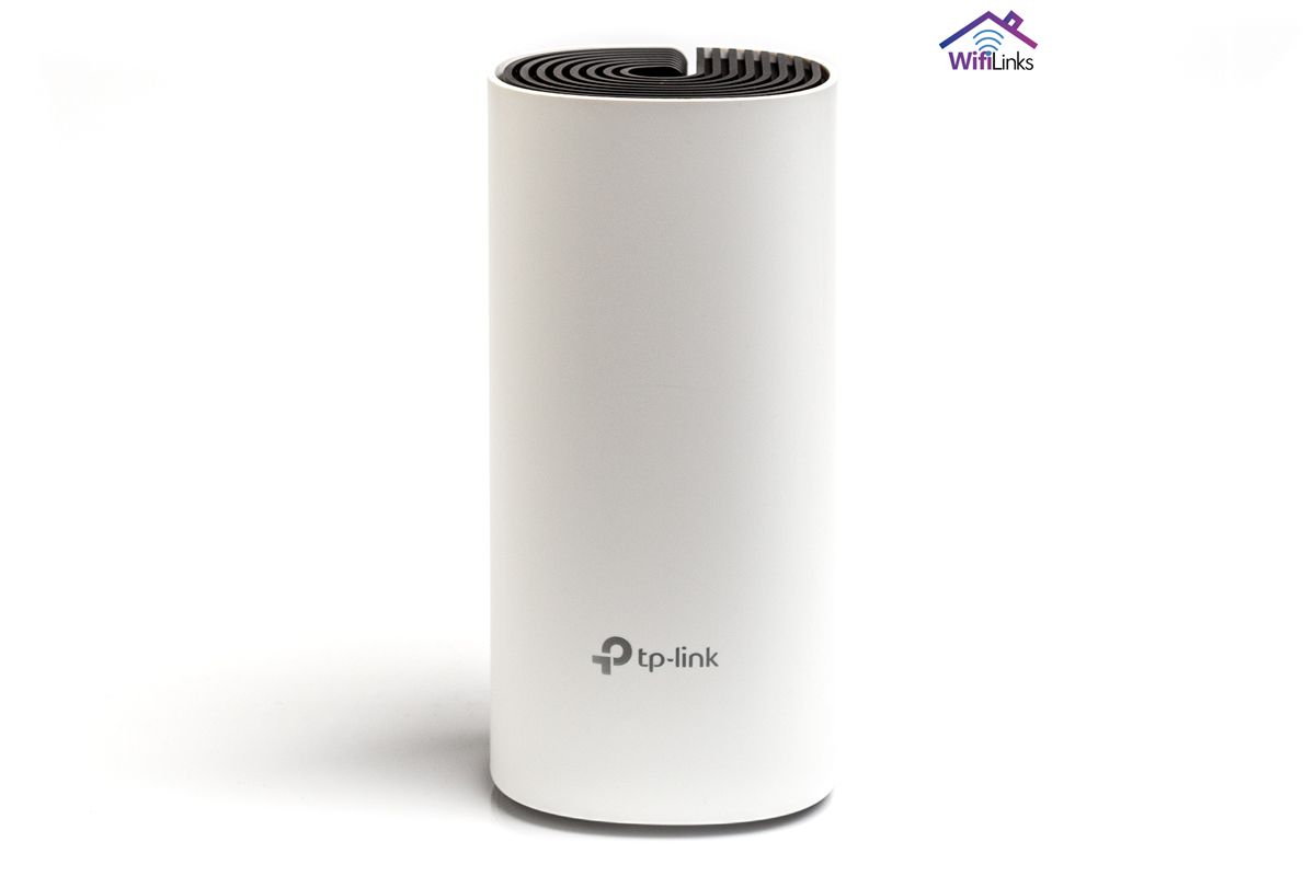 Gebruikte wifi-versterker van Tp-link. Model: Deco M4, kleur wit, voorkant aanzicht