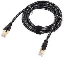 Cat 8 netwerkkabel. Zwart met 2 connectoren.