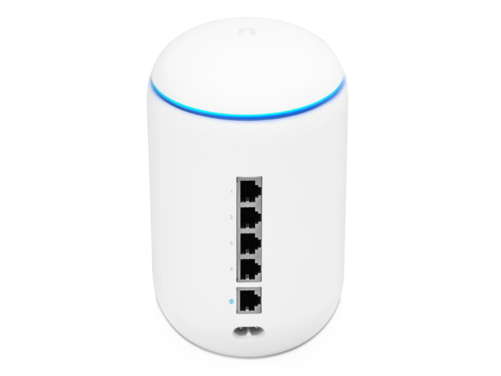 Unifi dream machine. Kleur wit met blauw led lampje. Foto achterkant.