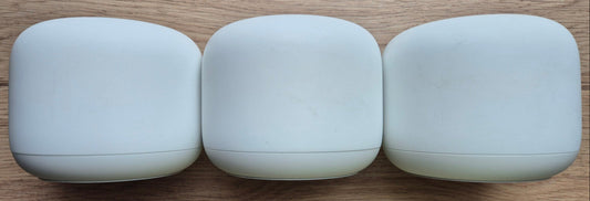Google Mesh wifi systeem met 3 Google routers