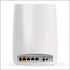 Wifi versterker van het merk Netgear, model Orbi RBR50. Wit gekleurd met boven een blauw LED lampje. Achter aanzicht met verschillende stekker aansluitingen. 